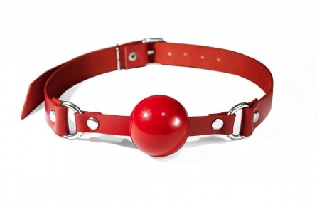 Кляп силіконовий Feral Feelings Silicon Ball Gag Red/Red, червоний ремінь, червона кулька (SO8267)