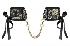 Кружевные наручники с цепочкой Obsessive Shelle cuffs (410877)