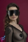 Маска на глаза с заклепками Feral Feelings - Blindfold Mask, натуральная кожа, черная (SO3415)